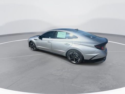 Certified 2024 Hyundai Sonata SEL w/ Convenience Package FWD image 6