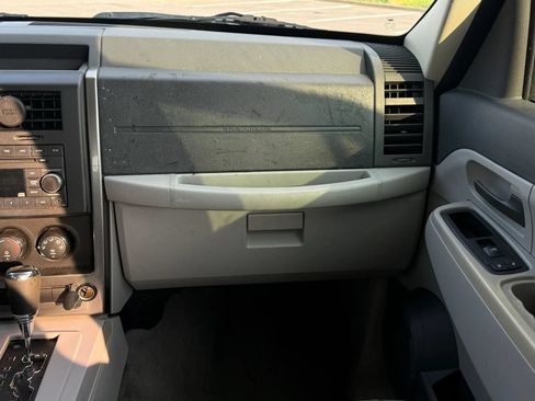 Used 2008 Jeep Liberty Sport RWD image 19