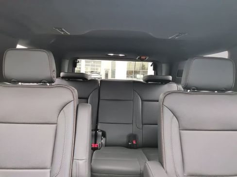 Used 2024 Chevrolet Tahoe High Country AWD/4WD image 24