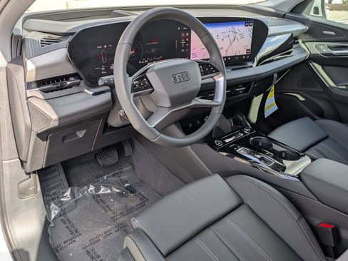 New 2025 Audi Q6 e-tron Premium Plus AWD/4WD image 8