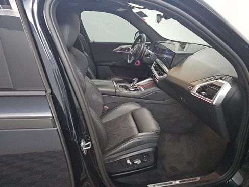 Used 2023 BMW XM AWD/4WD image 7