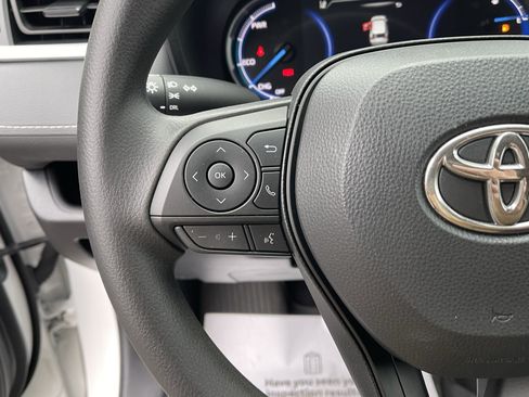 Certified 2024 Toyota RAV4 LE AWD/4WD image 19