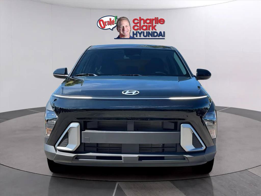 Used 2026 Hyundai Kona SE FWD image 3