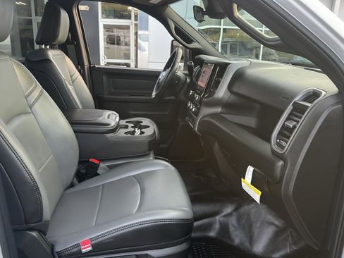 New 2026 RAM 2500 Tradesman w/ Bed Convenience Group image 4