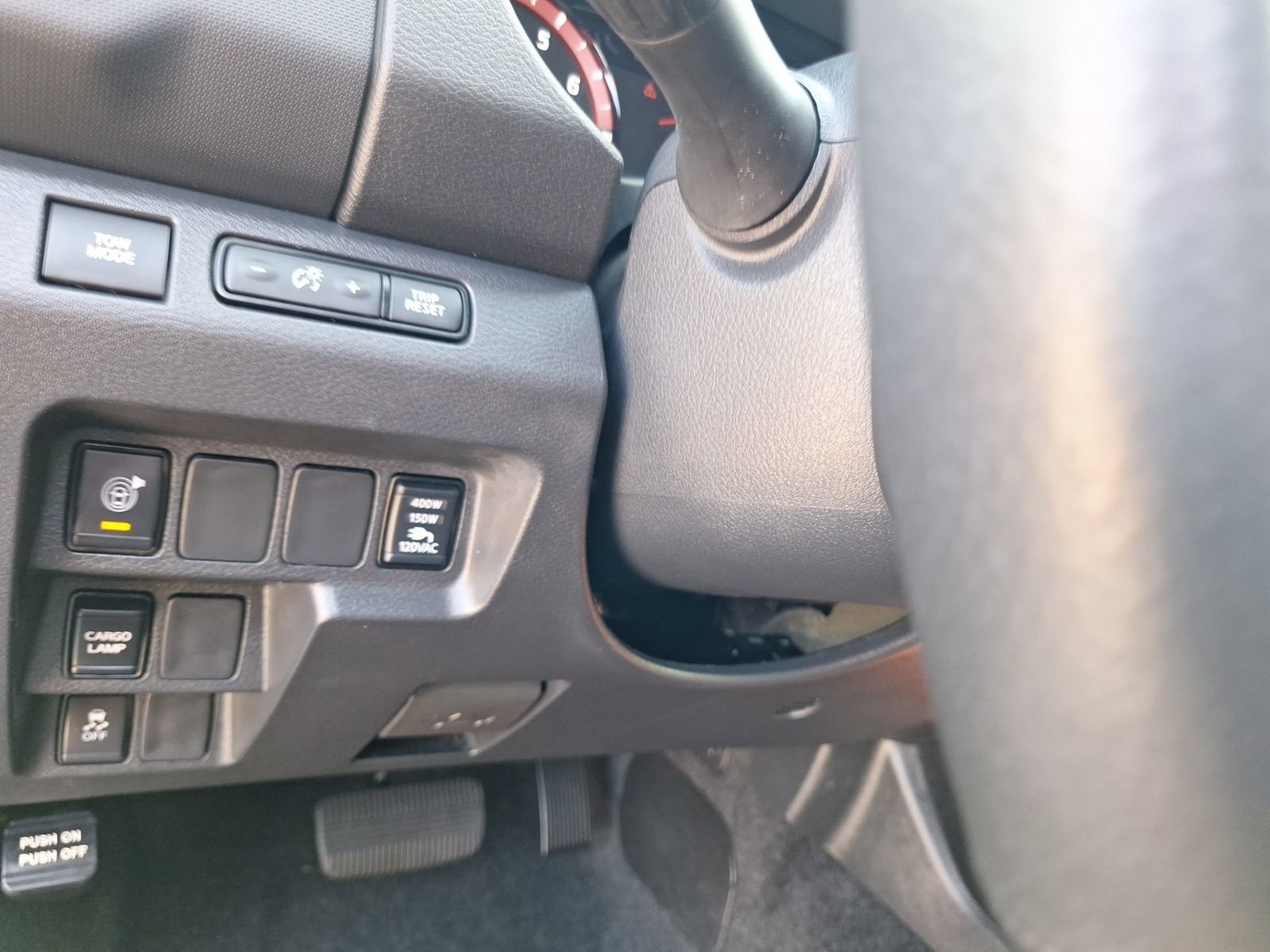 Used 2023 Nissan Frontier Pro-X w/ Pro-X Premium Package RWD image 18