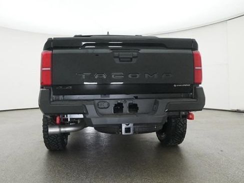New 2025 Toyota Tacoma TRD Off-Road image 17