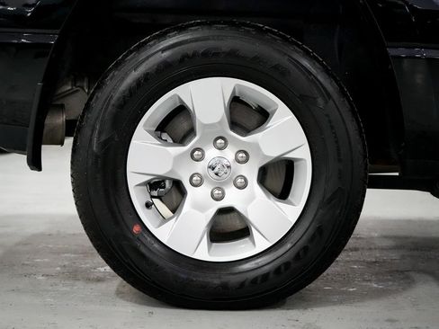 Used 2024 RAM 1500 Big Horn image 28