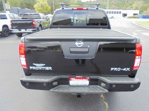 Used 2014 Nissan Frontier PRO-4X w/ Pro-4x Luxury Package image 4