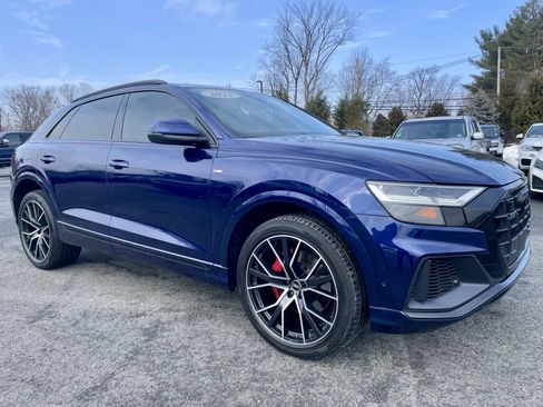 Used 2022 Audi Q8 Premium Plus w/ Premium Plus Package image 3