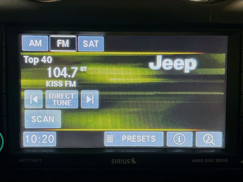 Used 2017 Jeep Compass High Altitude AWD/4WD image 10