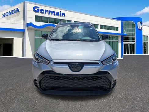 Used 2023 Toyota Corolla Cross AWD Hybrid w/ Moonroof Package image 9
