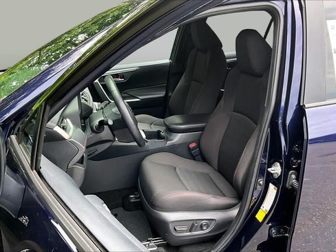 Used 2024 Toyota RAV4 SE w/ Weather & Moonroof Package AWD/4WD image 9