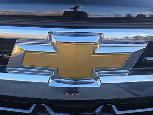 Used 2023 Chevrolet Silverado 1500 LT image 30
