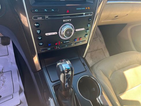 Used 2016 Ford Explorer Limited w/ Equipment Group 303A image 15