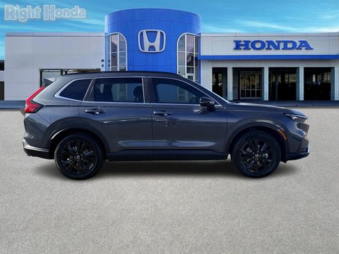 Used 2025 Honda CR-V Sport Touring image 8