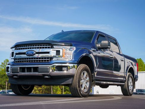 Certified 2018 Ford F150 XLT w/ Equipment Group 302A Luxury AWD/4WD image 3
