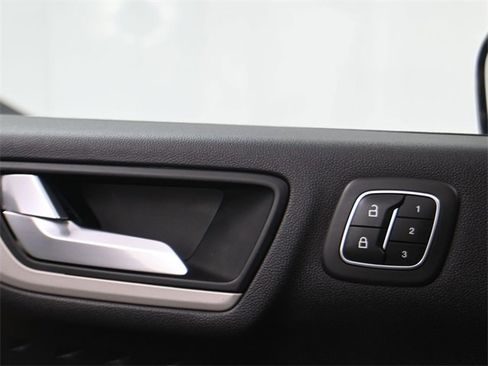 Used 2020 Ford Escape SEL image 13