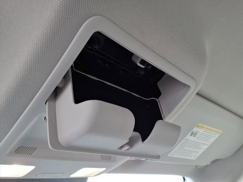 Used 2022 Ford Escape SE w/ Convenience Package image 27