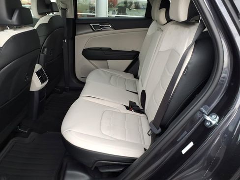 New 2026 Kia Sportage SX image 10