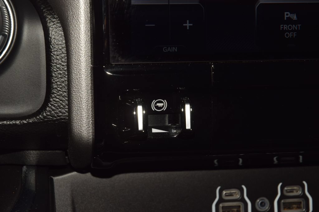 Used 2026 RAM 1500 Laramie w/ Night Edition AWD/4WD image 39