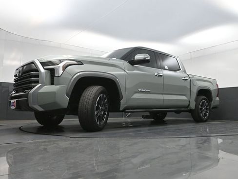 Used 2024 Toyota Tundra Limited w/ Power Package AWD/4WD image 30