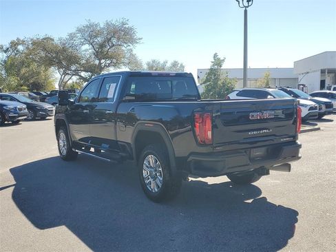 Certified 2023 GMC Sierra 2500 Denali image 6