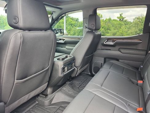 Used 2025 GMC Sierra 1500 Elevation w/ Elevation Premium Package AWD/4WD image 14
