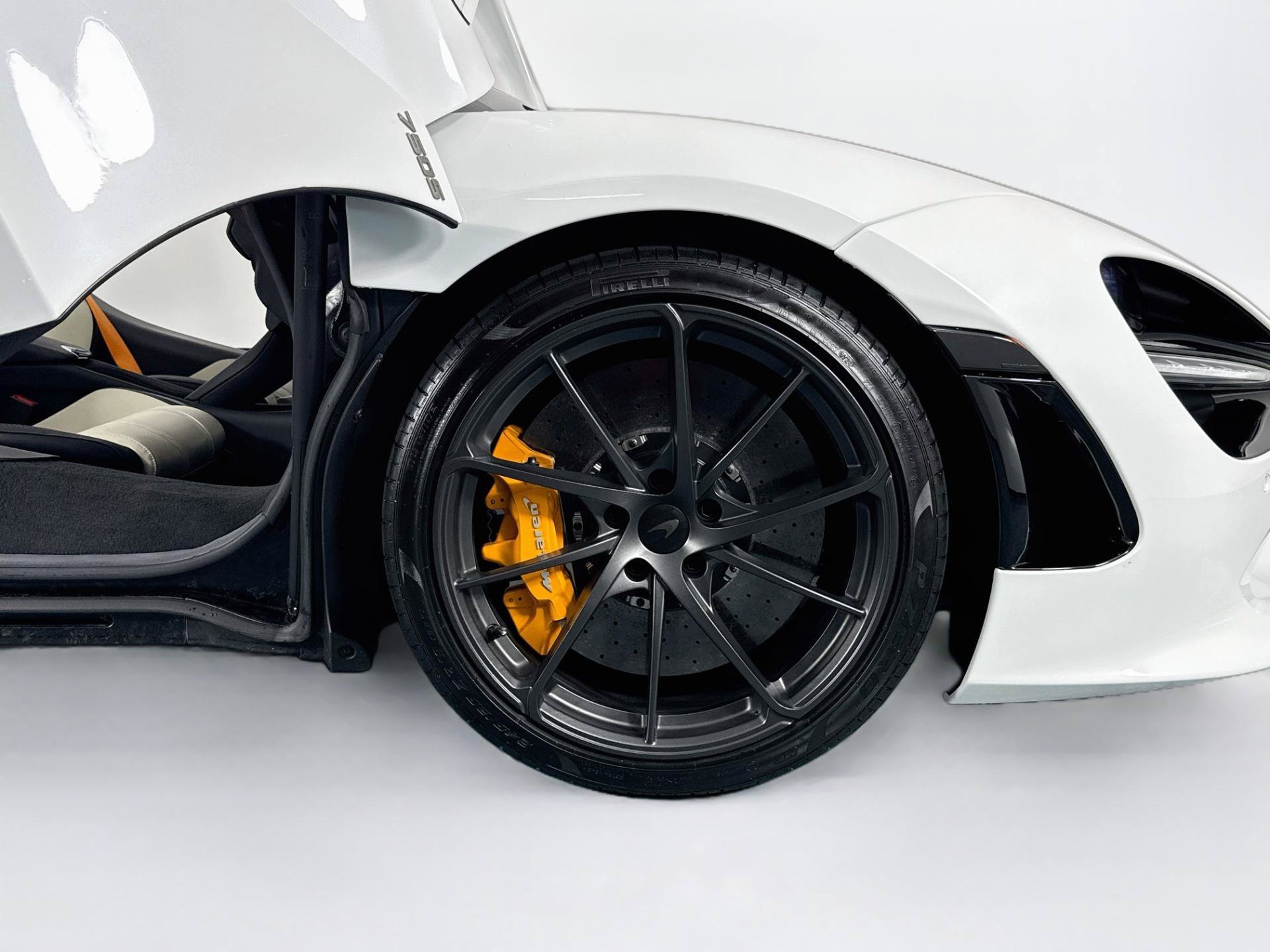 Used 2024 McLaren 750S Spider RWD image 61