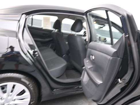 Certified 2025 Nissan Sentra S FWD image 10