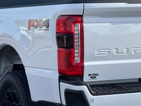 Used 2024 Ford F250 Lariat w/ Sport Appearance Package image 27