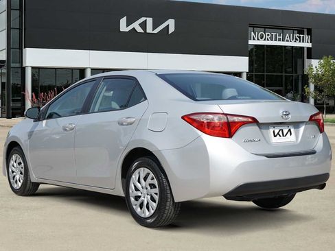 Used 2019 Toyota Corolla LE FWD image 4