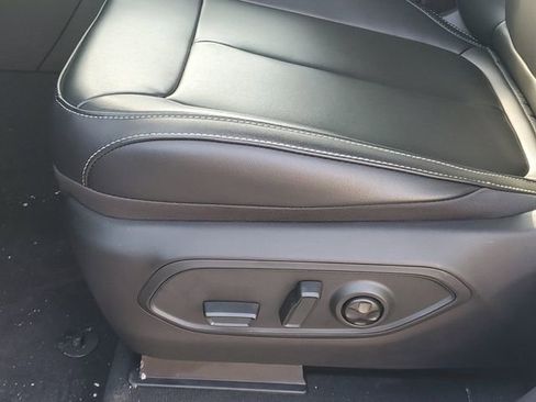 New 2026 Jeep Grand Cherokee L Limited image 12