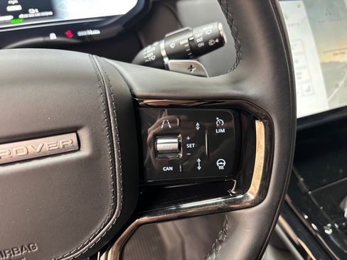 New 2025 Land Rover Range Rover Sport Dynamic SE image 19