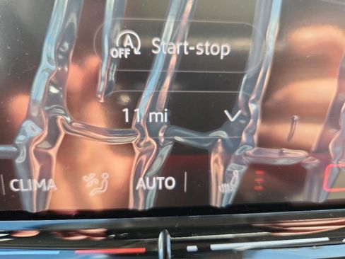 New 2026 Volkswagen Tiguan SE AWD/4WD image 10