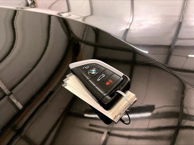 Used 2022 BMW M340i xDrive w/ Driving Assistance Package AWD/4WD image 9