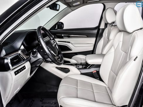 Used 2022 Kia Telluride EX w/ Towing Package image 16