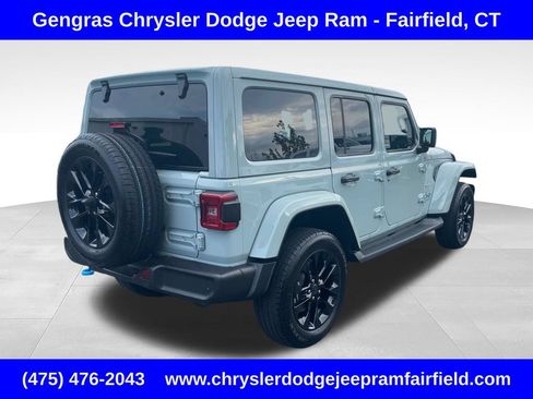 Used 2024 Jeep Wrangler Unlimited Sahara w/ Dual Top Group AWD/4WD image 7