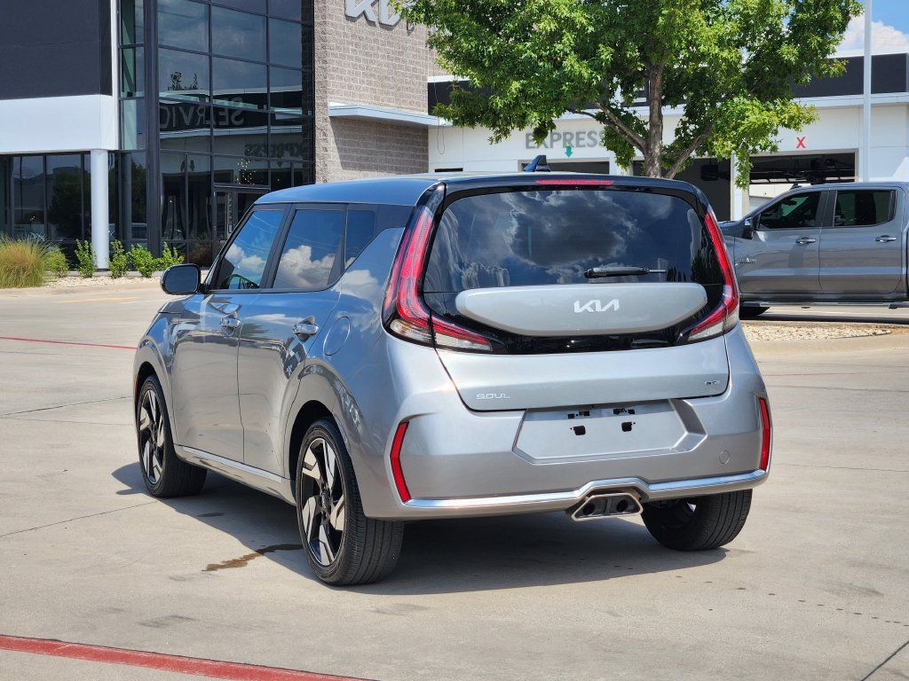 Certified 2024 Kia Soul GT-Line FWD image 3