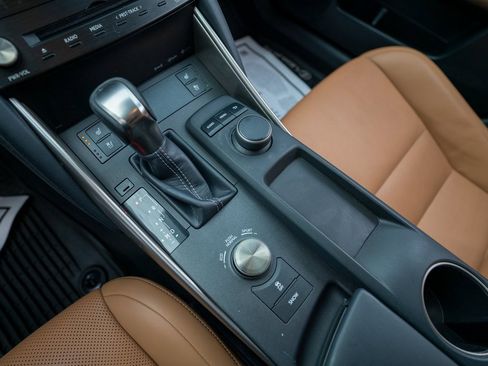 Used 2017 Lexus IS 200t image 24