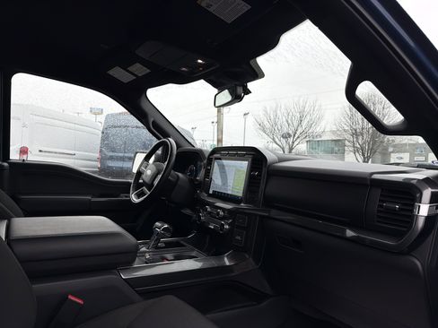 Certified 2022 Ford F150 XLT w/ Equipment Group 302A High image 16