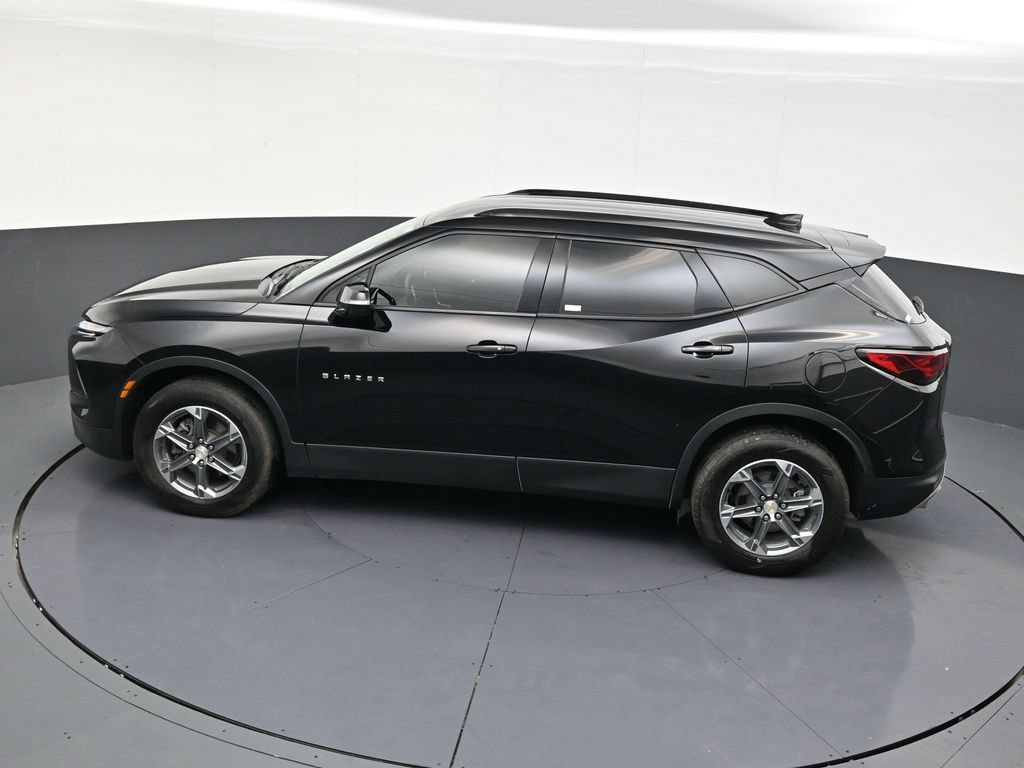 Used 2024 Chevrolet Blazer LT FWD image 15