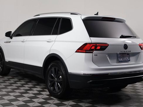 Used 2024 Volkswagen Tiguan SE FWD image 6