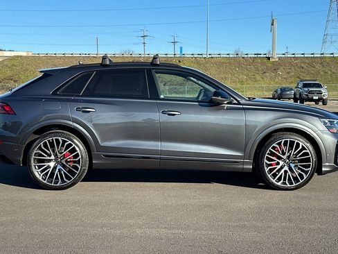 New 2026 Audi SQ8 Prestige image 2