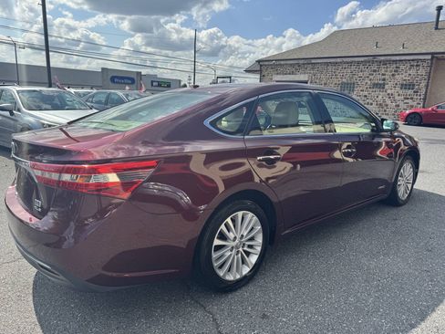 Used 2013 Toyota Avalon XLE Touring FWD image 7