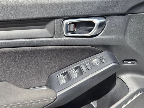 Used 2025 Honda Civic LX image 11