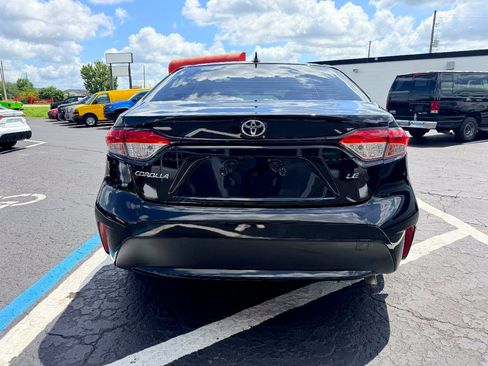 Used 2021 Toyota Corolla LE FWD image 6