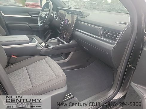 Used 2026 GMC Terrain Elevation FWD image 16