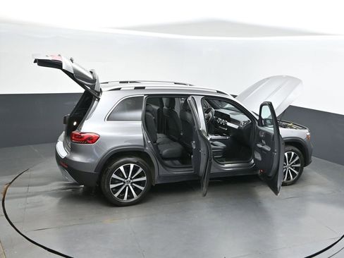 Used 2022 Mercedes-Benz GLB 250 GLB 250 image 48