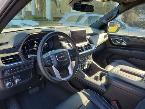Certified 2023 GMC Yukon XL SLT image 23