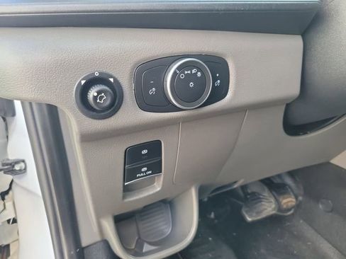 Used 2023 Ford Transit 250 Medium Roof image 17